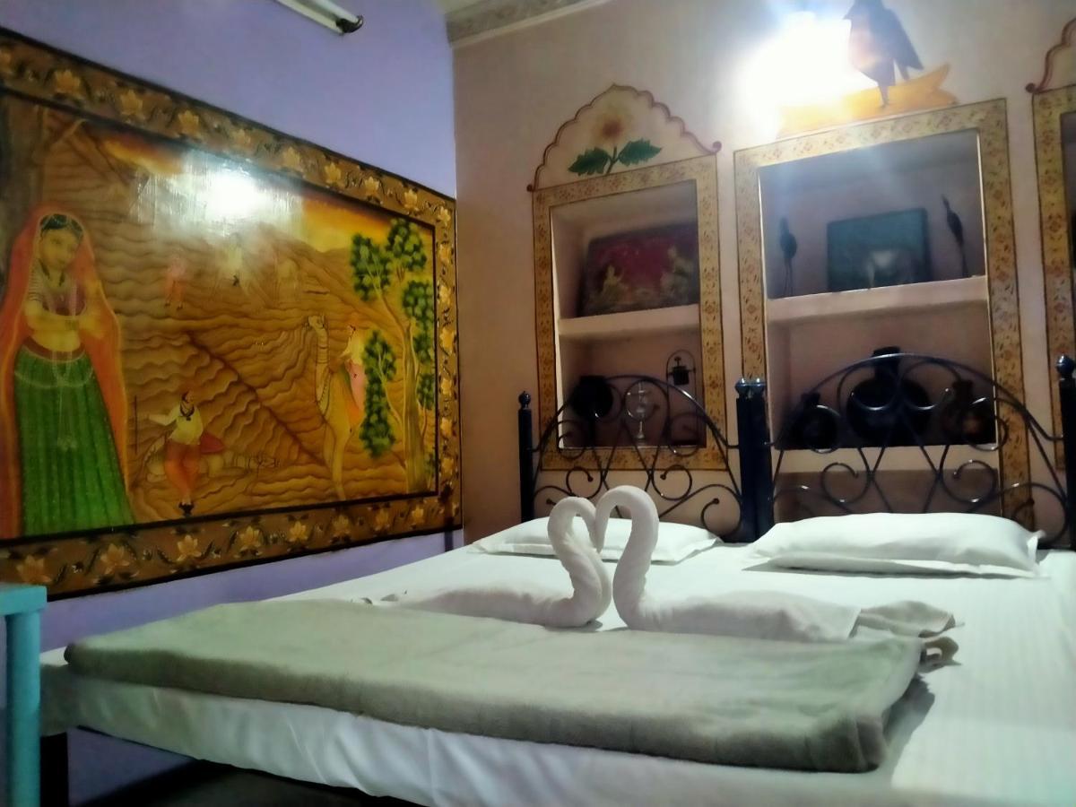 Golden Dreams Guest House Jodhpur  Exteriör bild